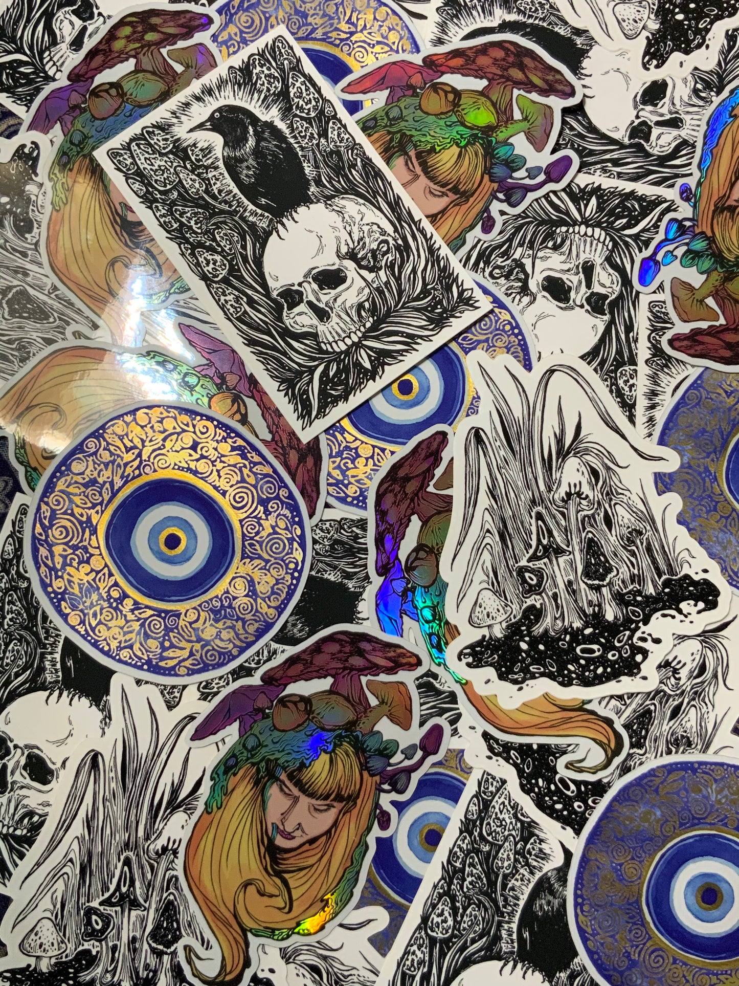 Sticker Art // Bird & Skull